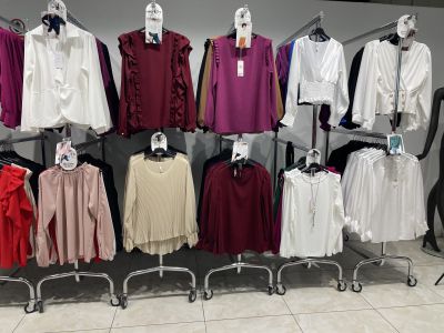 Nei Pronto Moda bastano pochi spiccioli per portarsi a casa di tutto: la nostra inchiesta