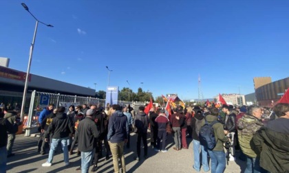 La Gkn non si tocca: lanciato l'appello in difesa dei lavoratori 