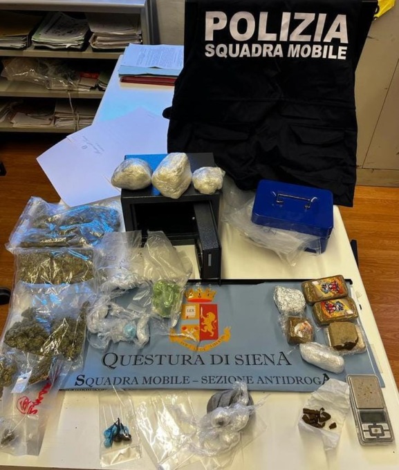 La droga? L’aveva nascosta negli slip. Fermato 27enne