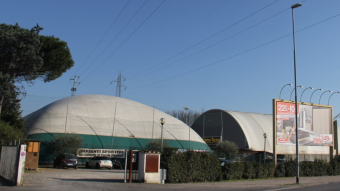 Il Pd apre la campagna elettorale e “sfratta” il Santo Stefano Basket dall’impianto sportivo 