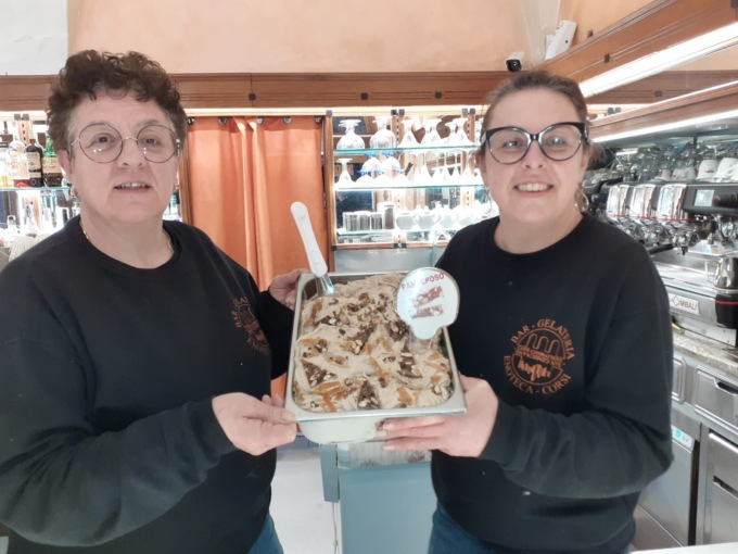Due nuovi di gusto di gelato per la passeggiata di Dante a San Gimignano