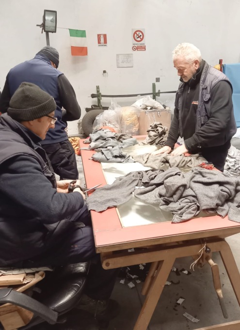 Tessuto cardato o pettinato? TIPO alla scoperta del processo di filatura made in Prato