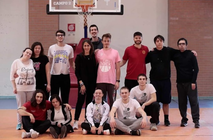 Anffas Altavaldelsa e Poggibonsi Basket in campo per i 65 anni di impegno per l’inclusione