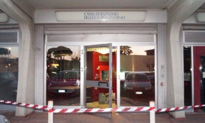 La banda dei bancomat, tre colpi in una notte