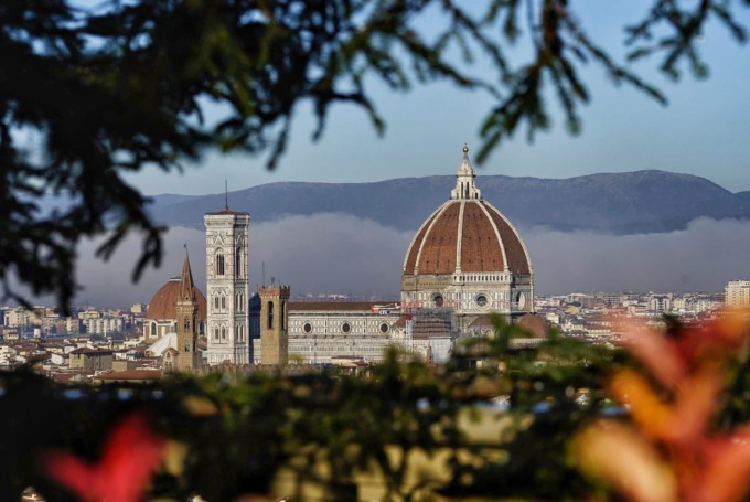 Nardella: “No a tour turistici in elicottero sopra la città di Firenze”