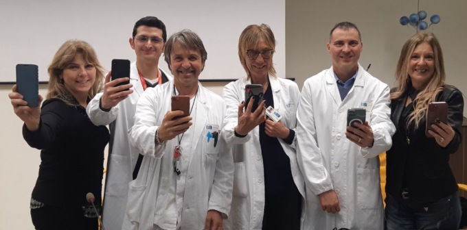 Dormono poco, non fumano ed evitano cibo “spazzatura”: sono i 600 operatori del San Jacopo che hanno aderito al progetto “Facciamoci un selfie”