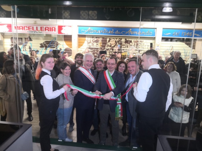 Inaugurato il Mercato coperto di Qualità di Follonica