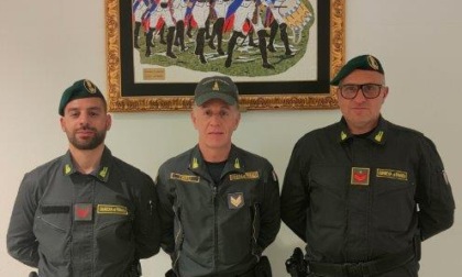 Maxi blitz della finanza a Livorno: sequestrati 7kg di hashish e mezzo chilo di cocaina