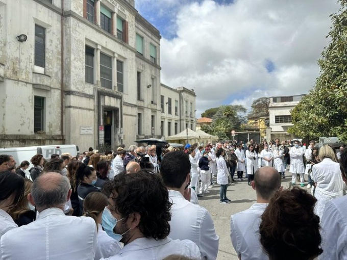 Dopo la morte di Barbara Capovani, si chiede più sicurezza per gli operatori sanitari