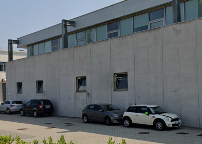 La storica azienda di fiammiferi Roselli esternalizza i servizi, protesta la Fillea Cgil: “Scelta grave e inaccettabile”