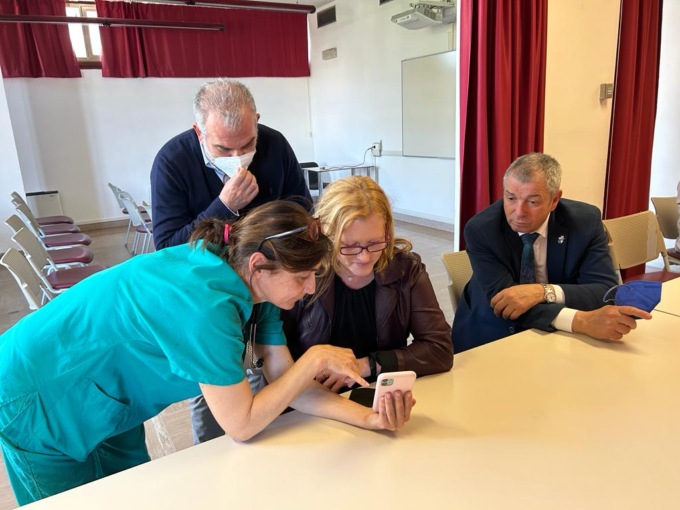 A Firenze Tiffany Miller di USAid: donate apparecchiature per 350mila euro