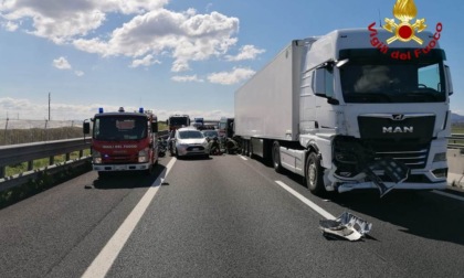 Due incidenti sull'A1: giornata difficile con traffico in tilt