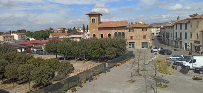 Nuovo look per piazza Matteotti a Tavarnelle Val di Pesa