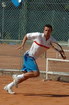 E’ morto a 39 anni il maestro di tennis Vieri Angelucci