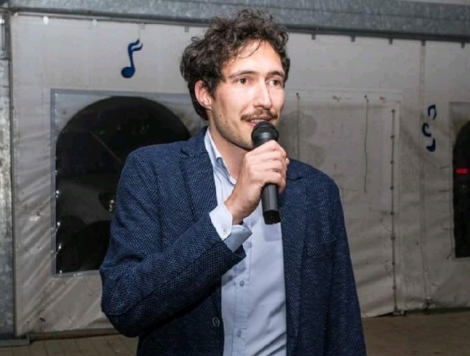 Su per Colle candida a sindaco Piero Pii