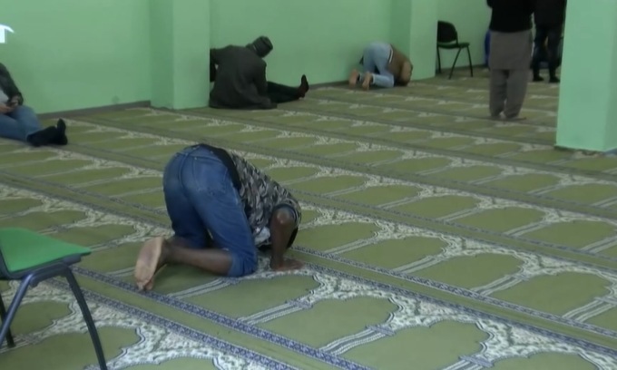 Moschea di Firenze nell’ex sede di Intesa San Paolo in via Martiri del Popolo