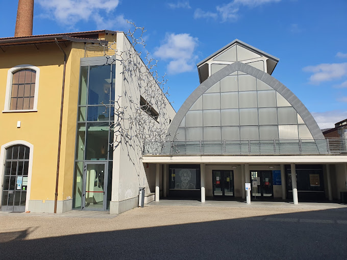 Biblioteca Lazzerini chiusa per lavori