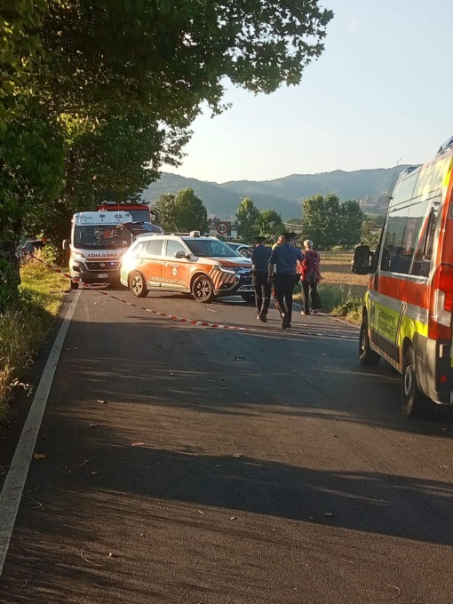 Scontro frontale a Ponte Buggianese, muore una donna di 40 anni, grave il fidanzato