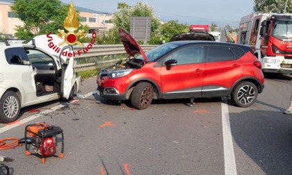 Incidente a Campi Bisenzio: quattro auto coinvolte