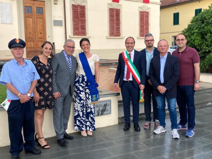 Montemurlo festeggia la Repubblica e le intitola la piazza davanti al municipio