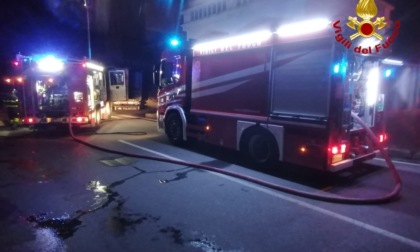 Capannori: a fuoco due auto nella notte