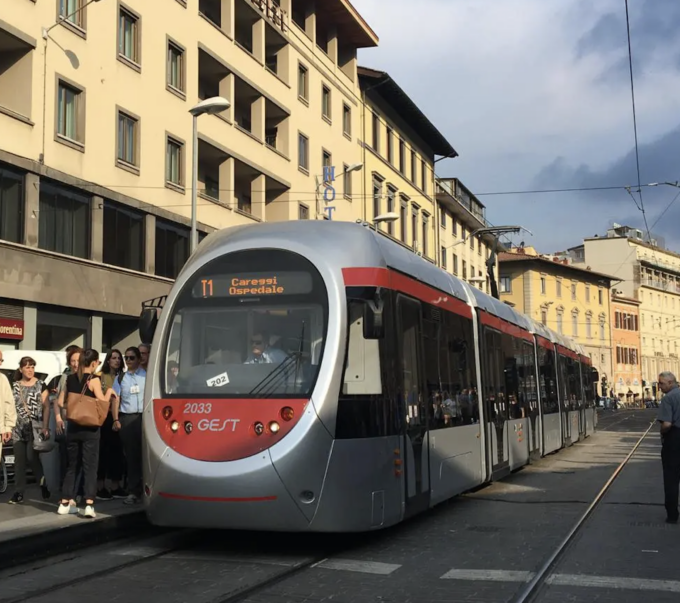 Tram a batteria, il Comune si muove