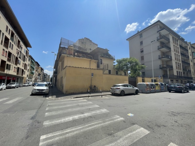 Ex Astor diventato terreno fertile della illegalità, con la politica che adesso urla