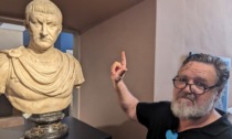 Russell Crowe, il gladiatore degli Uffizi. Il premio Oscar americano in visita al museo fiorentino