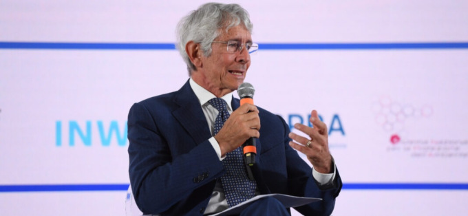 Stadio Franchi, il ministro Abodi: “Firenze faccia come Venezia”