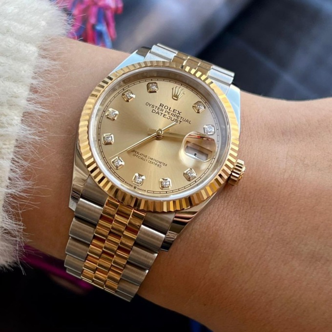 Compra il Rolex su internet, ma l’assegno circolare da 24mila euro è falso