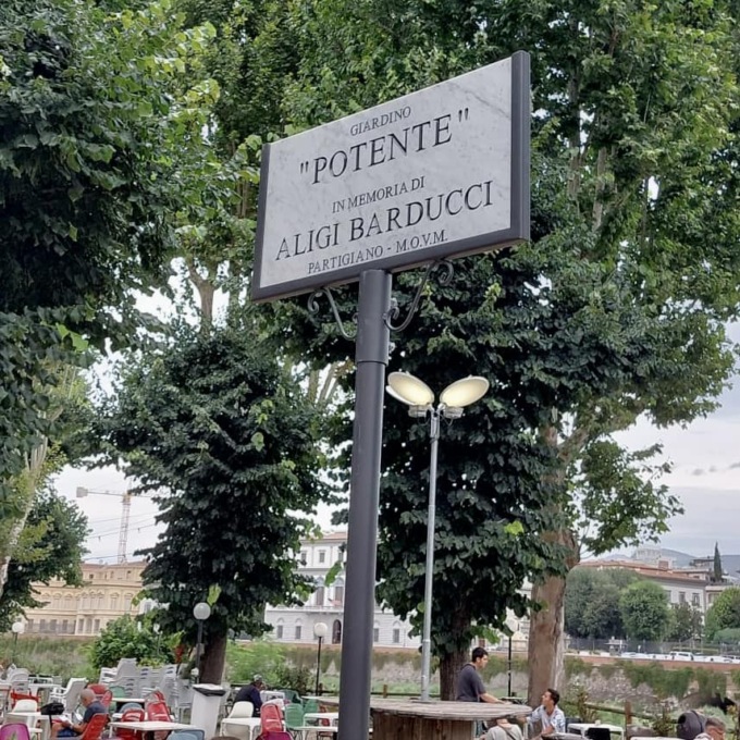 Torna al suo posto al Torrino di Firenze la targa al partigiano Potente