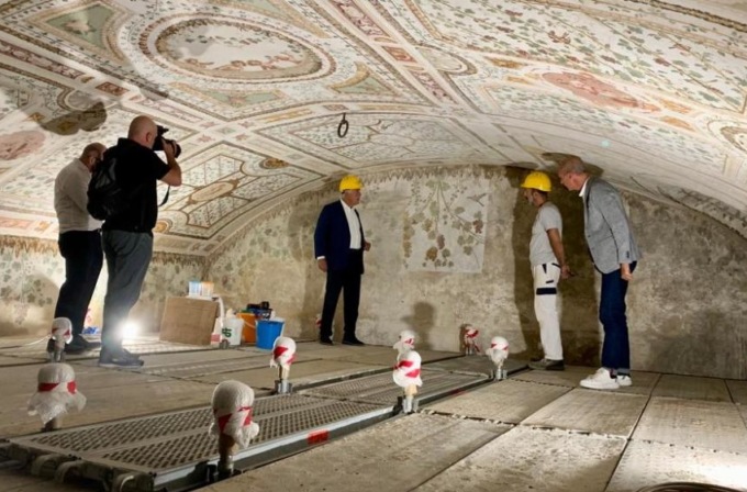 Villa di Careggi, via al recupero degli affreschi nascosti