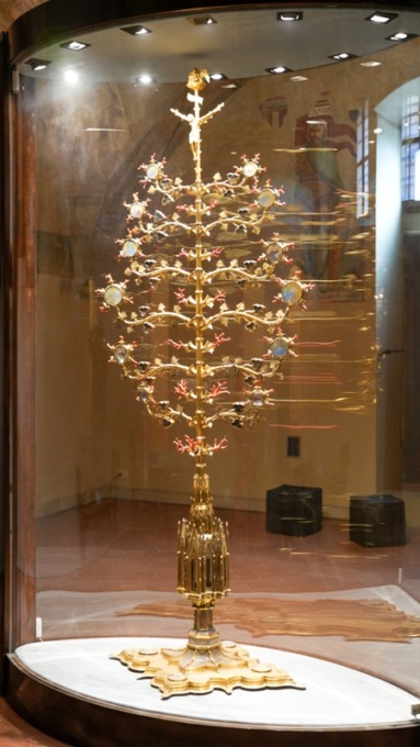 Albero d’oro di Lucignano, ritrovati pezzi a 100 anni dal furto