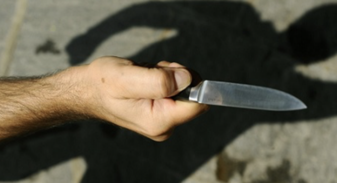 Pontedera: sveglia e fuori pericolo la donna accoltellata alla gola dall’ex compagno