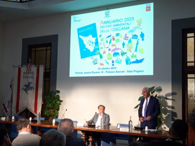 Annuario Arpat 2023, in Toscana acqua e aria migliorano, ma guardia alta su nuove sfide