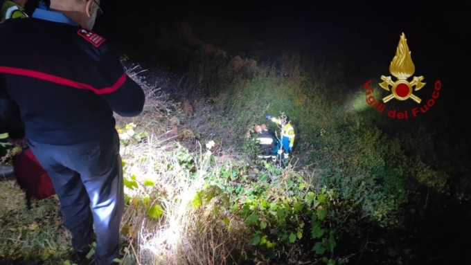 Esce per una passeggiata e non fa più rientro, ritrovato nella notte grazie ad una task force