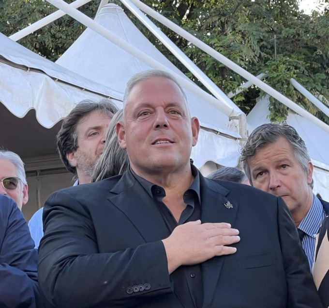 Il sindaco di Grosseto ritrova un ragazzo scomparso grazie ai social media: “Possono essere risorsa”