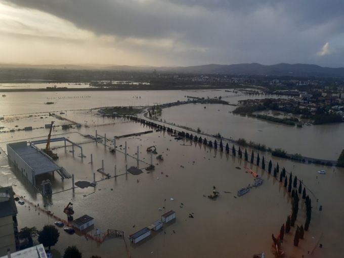 Maltempo Toscana: cinque morti e due dispersi. Emergenza nazionale per la Toscana