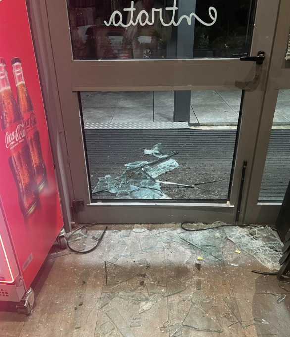 Furto in un bar a Prato, è la proprietaria a dare l’allarme: “Ancora una volta svegliati nel cuore della notte”