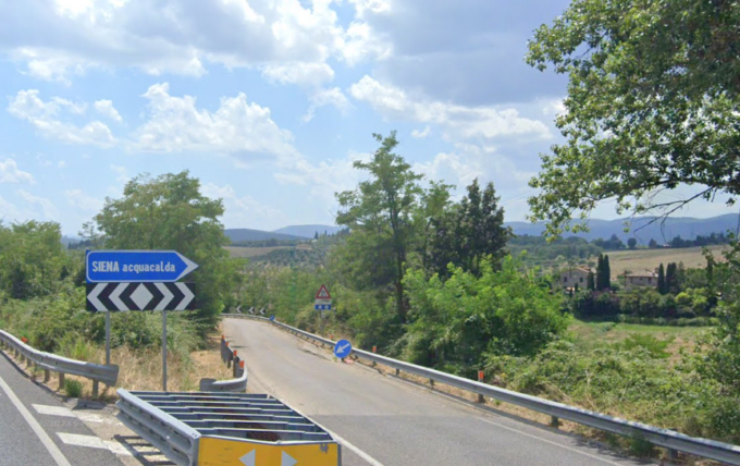 Auto si ribalta sull’Autopalio in direzione Grosseto. Un ferito e strada chiusa