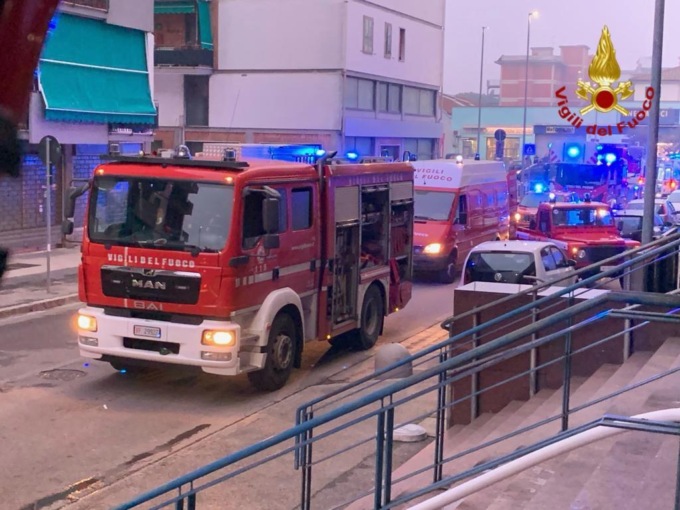 Paura a Prato: incendio nella zona di Pratilia. Bimbi intossicati in ospedale