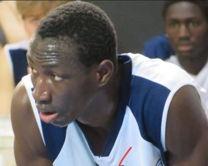 Insulti razzisti a Buba Minteh nella partita di basket tra Juve Pontedera e Agliana: “Tutto falso. Noi invece oggetto di violenza”