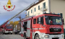 Scoppia il boiler, in due si lanciano dalla finestra