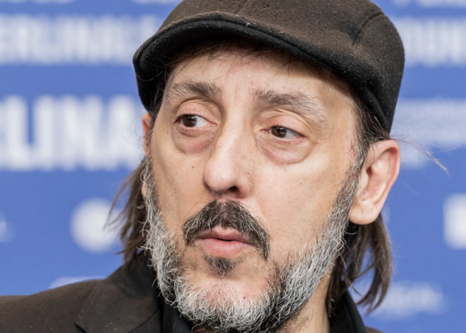 Il ritorno di Ceccherini, “Io capitano” scritto con Garrone è candidato all’Oscar: “Sarà dura separarmi dal mio cane”