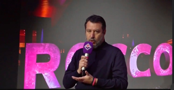 Salvini a Firenze in visita al Viola Park: “La Fiorentina merita uno stadio nuovo”