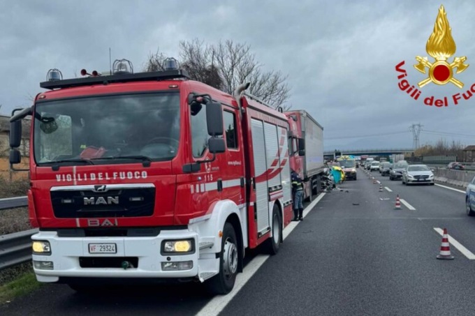 Incidente mortale sull’A11 nel pistoiese, vittima una donna di Sesto Fiorentino