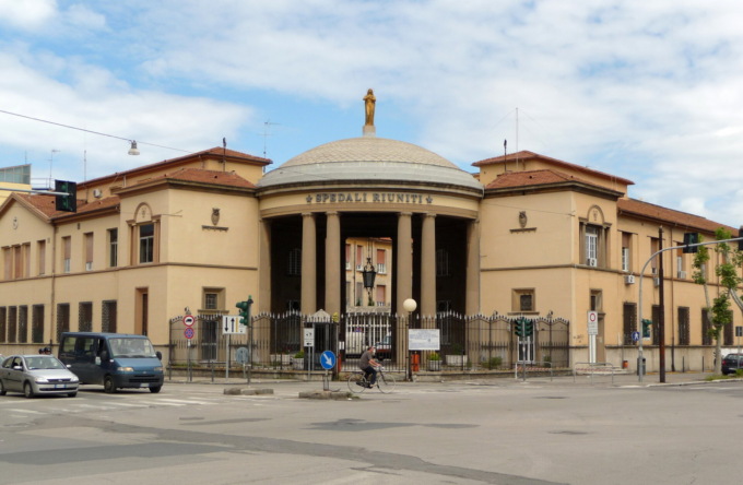 Finestra cade su un letto nel reparto di chirurgia dell’ospedale di Livorno