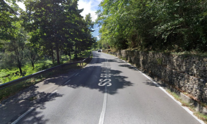 Incidente sulla statale di Val Cecina: cinque i feriti. Traffico bloccato a Colle di Val d'Elsa