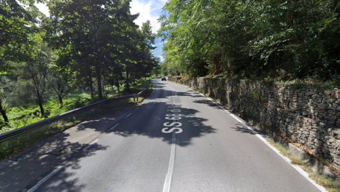 Incidente sulla statale di Val Cecina: cinque i feriti. Traffico bloccato a Colle di Val d’Elsa