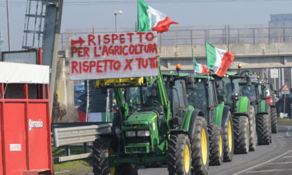 Protesta trattori, in 50 in marcia in Fi-Pi-Li dal Pisano a Firenze